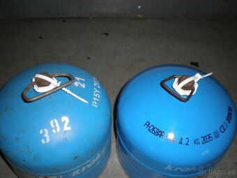 Prodám 2kg plynové bomby,plné. - 2