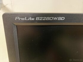2x LCD monitor iiyama 22" - 2