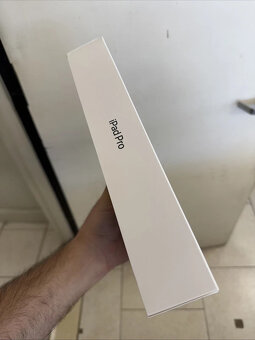 ipad pro 13" - 2