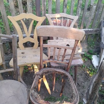 Ruzné židle - 2