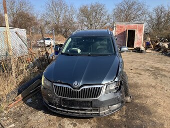 ŠKODA SUPERB II COMBI 2.0TDI 103KW DSG-2014 ELEGANCE - 2