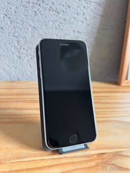 iPhone SE 2 Bílý 64 GB, TOP STAV - 2