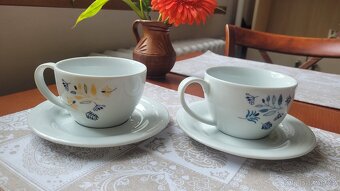 Porcelánový šálek s podšálkem Thun - 2