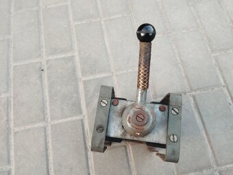 Triodyn RK 320... hlavní vypínač - 2