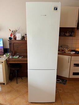 Kombinovaná lednice a mraznička Bosch A++ výška 205 cm - 2