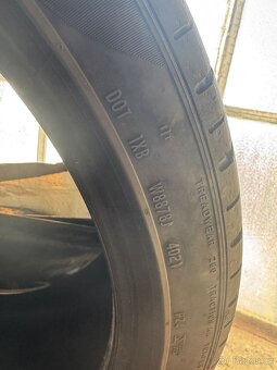 Letní pneu Perelli 325/30 a 285/35 R21 - 2