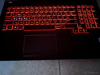 HERNÍ HP OMEN 15.6" FHD IPS-SSD NVMe 256GB+1TB-GTX 1050 4GB - 2