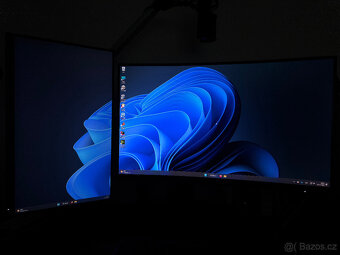 Prodám herní monitor 27" + vedlejší monitor a VESA držák - 2