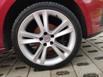 Alu disky 7J x 17 et43 rozteč 5x100 + pneu - 2