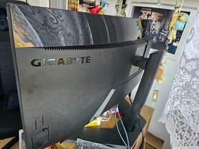 Prodám monitor zakriveny Gigabyte 34 G34WQC A 144hz - 2