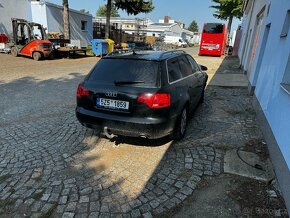 Audi A4 model B7 - 2