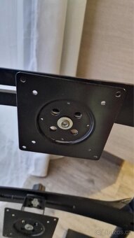 Ergotron ds100 drzak na 4 monitory 24” - 2