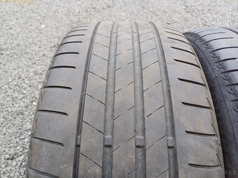 Letni pneu Bridgestone 225/40/18 92Y - 2