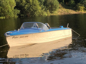 Motorový člun 5,5 metrů + 5 HP Yamaha - 2