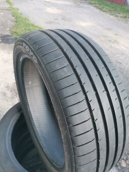 Toyo proxes letní pneu 215/45/R18 - 2