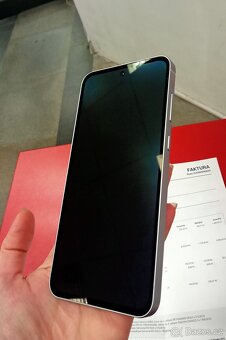 Samsung Galaxy A55 5G 8GB/128GB záruka 10/2026 T-mobile - 2