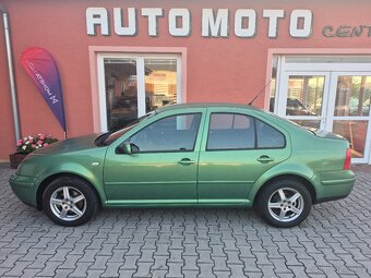 Volkswagen Bora 1.6i 77 kW - 2