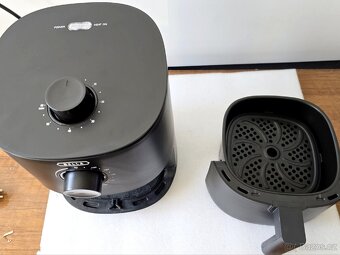 Horkovzdušná fritéza Bella AF 82 - 2