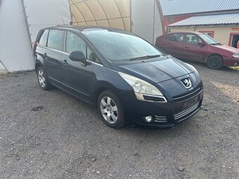 Peugeot 5008 2,0 HDI 110KW RHE r.2010 prodám díly - 2
