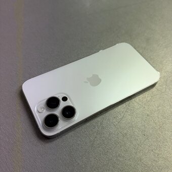 iPhone 14 Pro Max 256GB silver, pěkný stav, 12 měsíců záruka - 2
