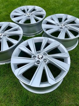 🛞Alu kola Škoda Riegel 17” Fabia, 5x100 - 2
