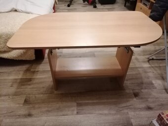 Prodám konferenční stolek - 2
