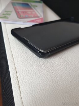 Flipové pouzdro Clear View Cover Samsung Galaxy S10 - 2