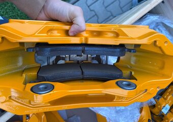 Brzdiče AUDI E-tron Q7 SQ7 Q8 SQ8 400mm - 2