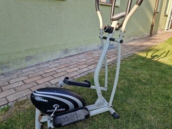 Eliptický trenažer Insportline - 2