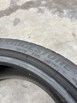 Bridgestone 255/40/18 - 2