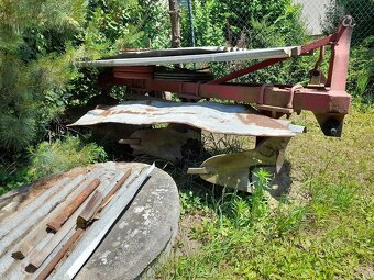 Pluh čtyřradličný - jednostranný - 2