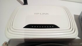 WIFI ROUTER TP-LINEK , ZyXEL 8x FE108A..Svítidlo nad zrcadlo - 2