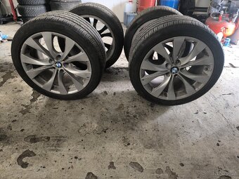ALU z BMW e71 letní pneu - 2