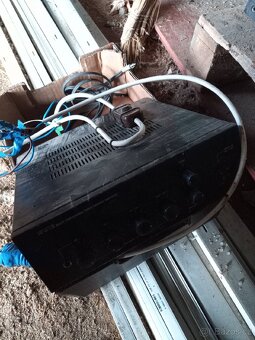 5x zesilovač různý - 2