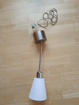 Svítidlo, lustr, lampa. - 2