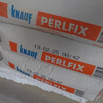 Perlex knauf sádrové lepidlo, 21 pytlů, po 25kg. - 2