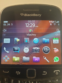 BlackBerry 9900 Bold - 2