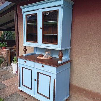 Kuchyňská Kredenc - 2