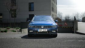 Volkswagen Passat Variant Elegance 4MOTION R-Line - 2