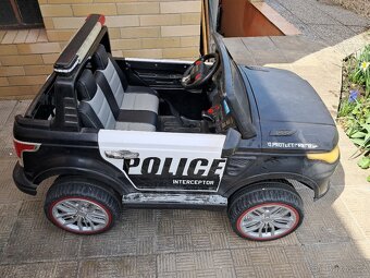 Elektrická auto policie - 2