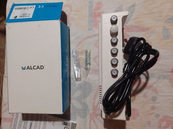 Anténní zesilovač Alcad Al-400 NOVÝ - 2