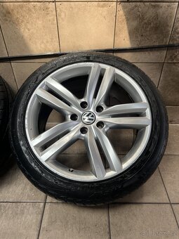Kola vw touareg 5x130r20 - 2