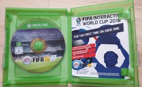 Hra na Xbox One - FIFA 16 - 2
