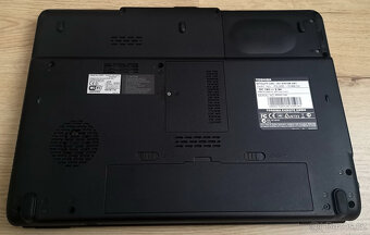 Predám notebook Toshiba - 2