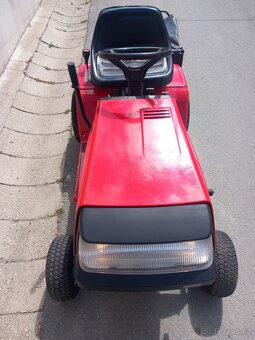 Prodám zahradní traktor MTD 12.5/76 - 2