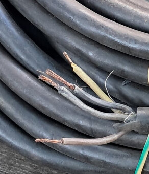 Kabel HTS 4x1,5 mm2 - 2