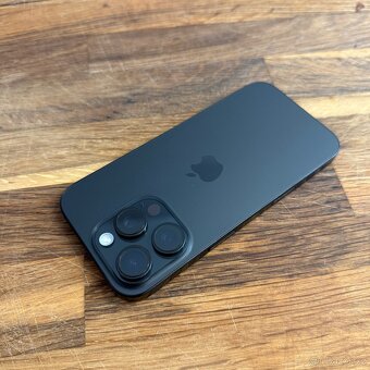 iPhone 16 Pro 128GB black titan, pěkný stav, rok záruka - 2