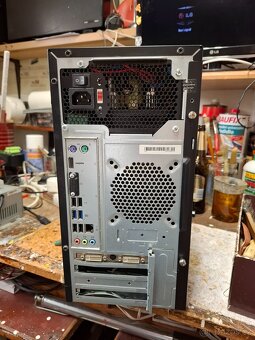ACER tower - 2