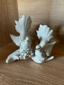 Porcelánová soška hrdliček - 2