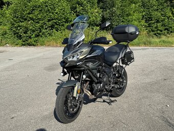 Kawasaki Versys 650 r.2023, naj 15k, bohatá výbava, servis - 2